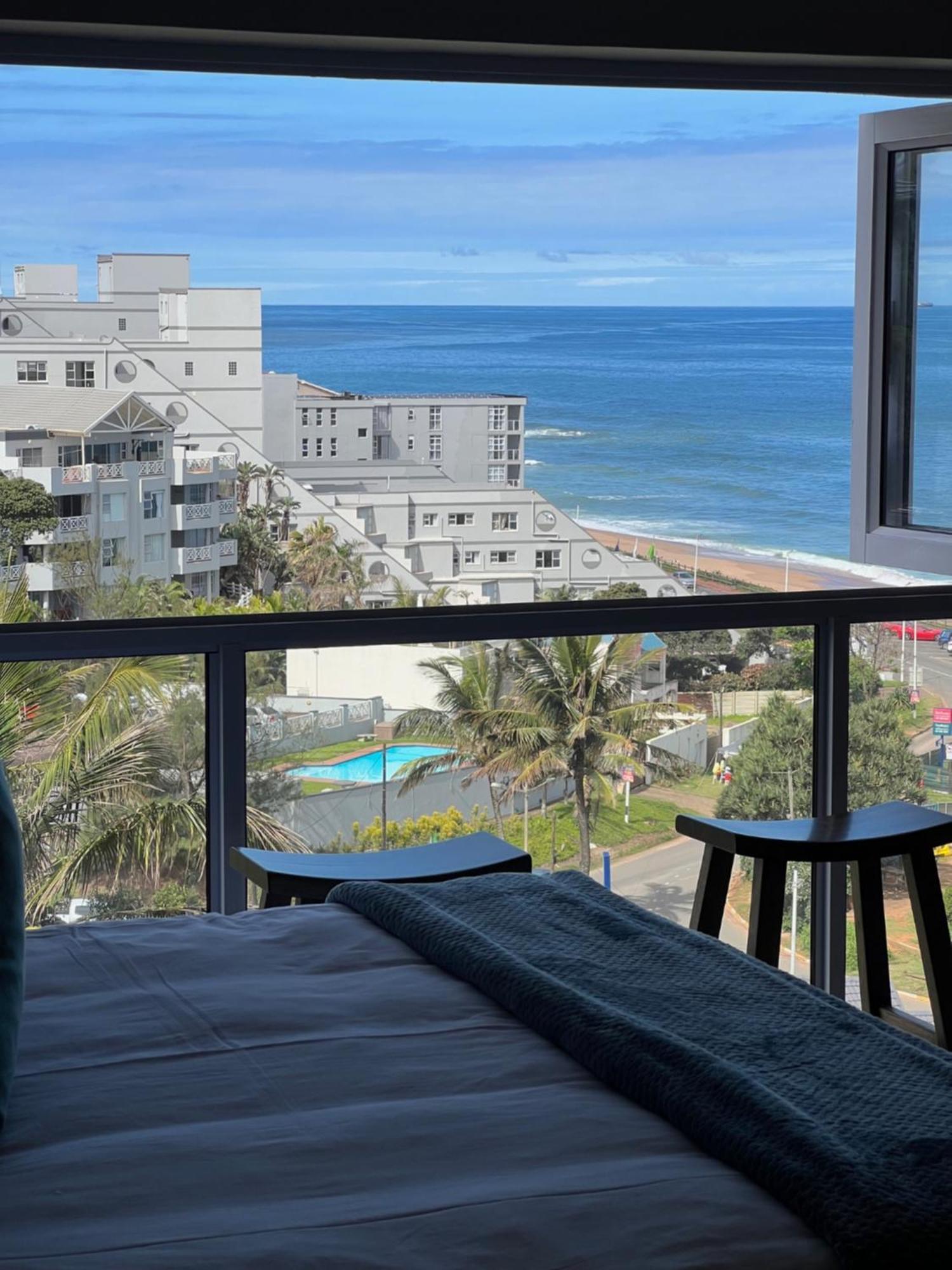 Apartment Beachfront 303