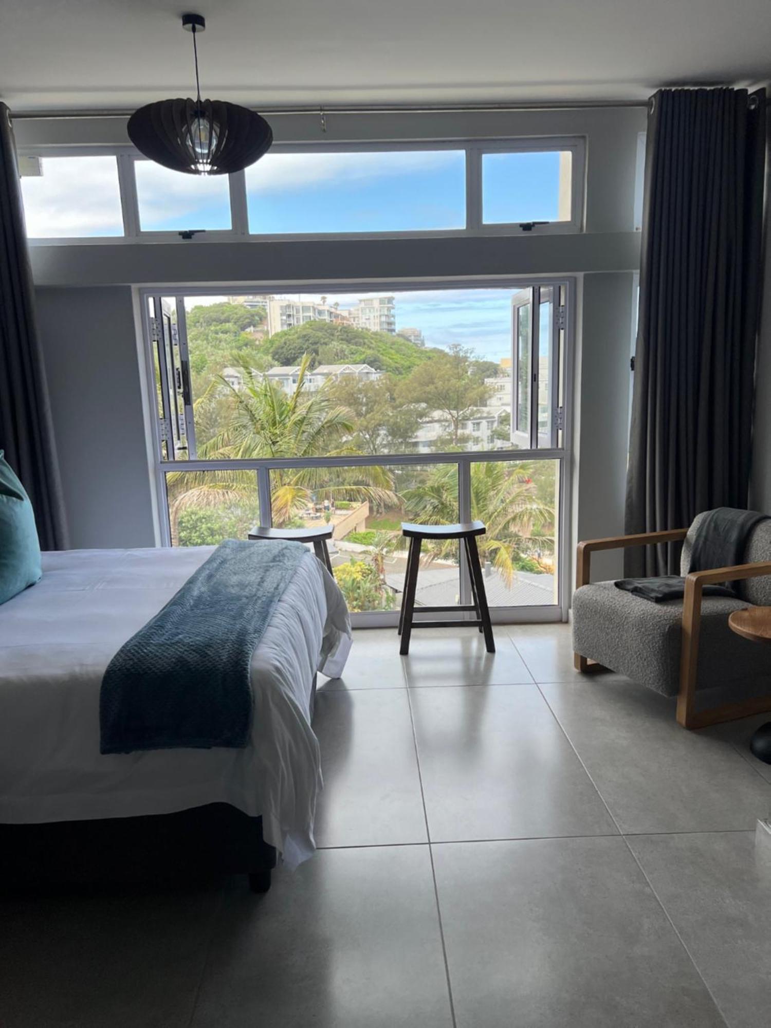 Beachfront 303 Apartment